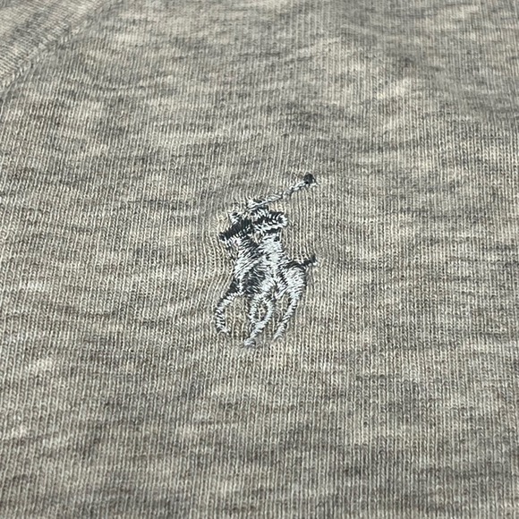 Ralph Lauren Sport Long Sleeve V-Neck Pima Cotton Top XL *FLAW‎ - Picture 5 of 10